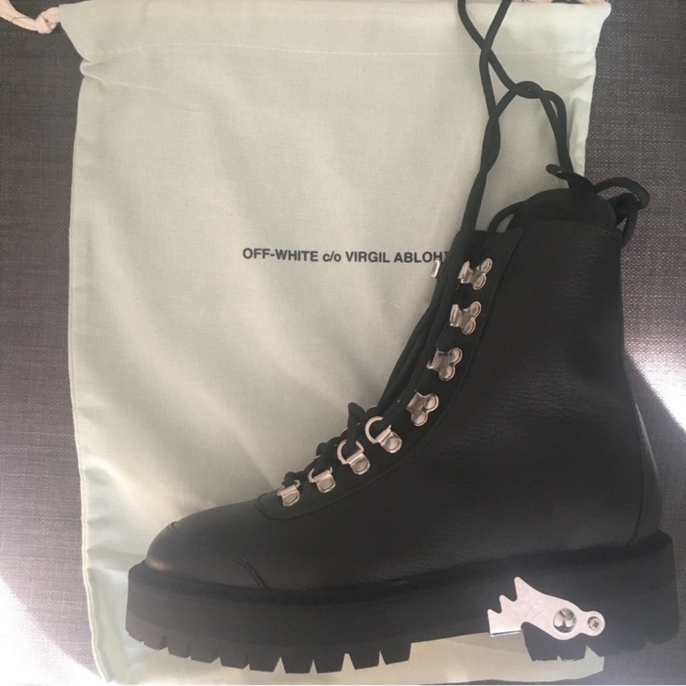 Off-White Lace-Up Boots Italian Leather Ankle Boots